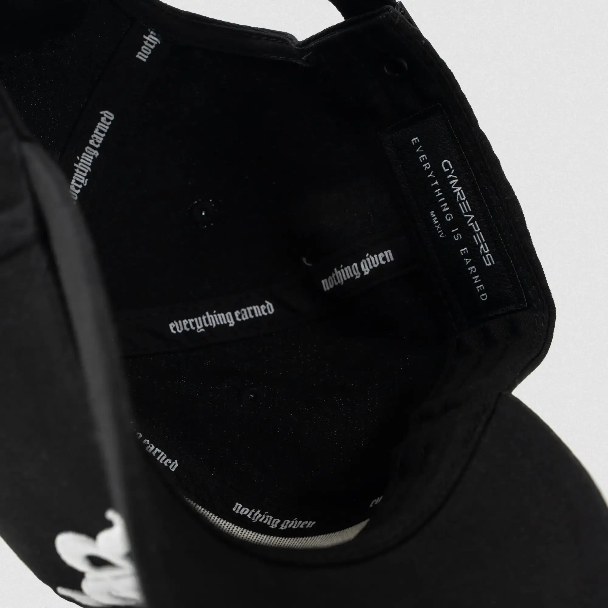 5-Panel Initial Hat - Black/White - Image 3
