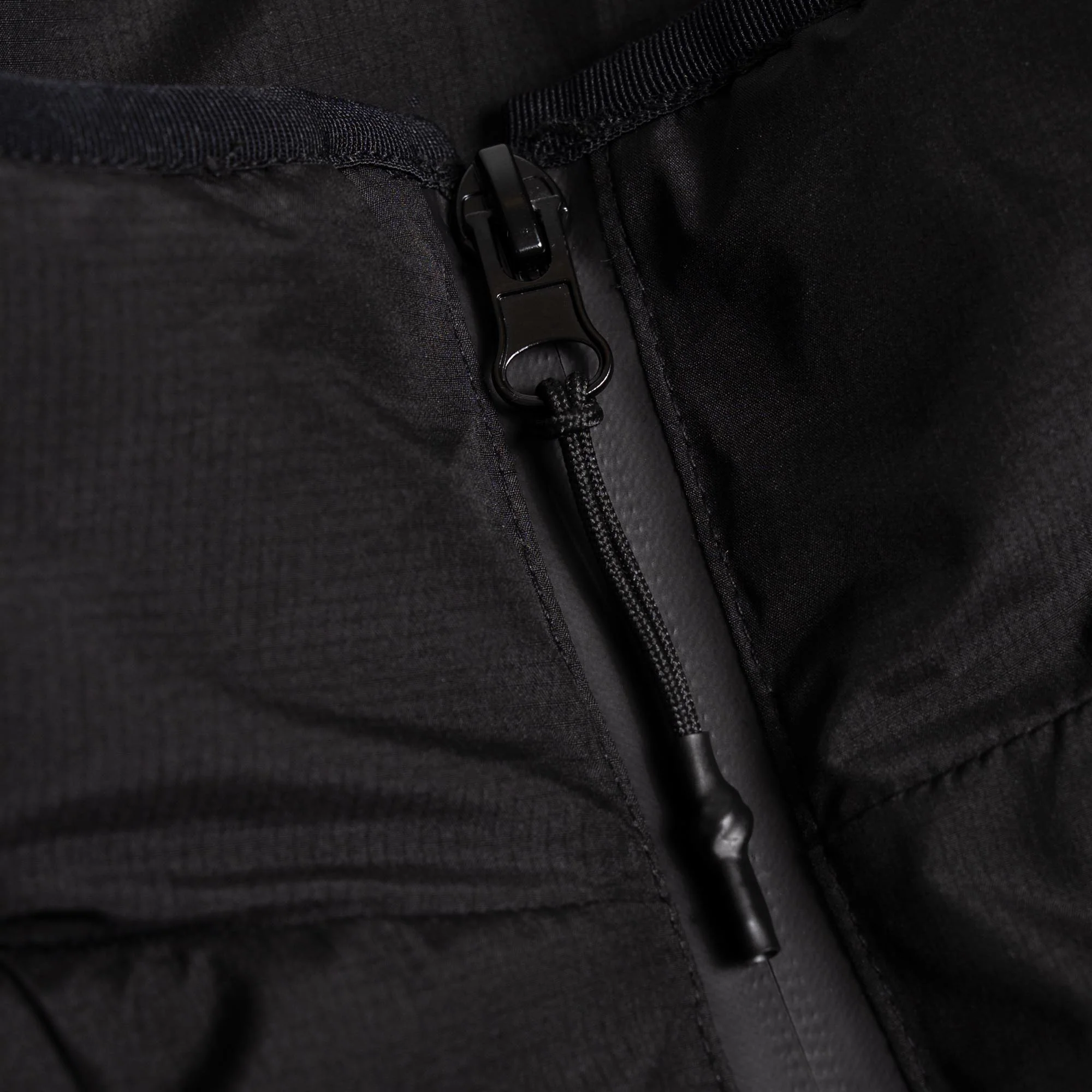 Arktik Puffer Jacket - Image 4