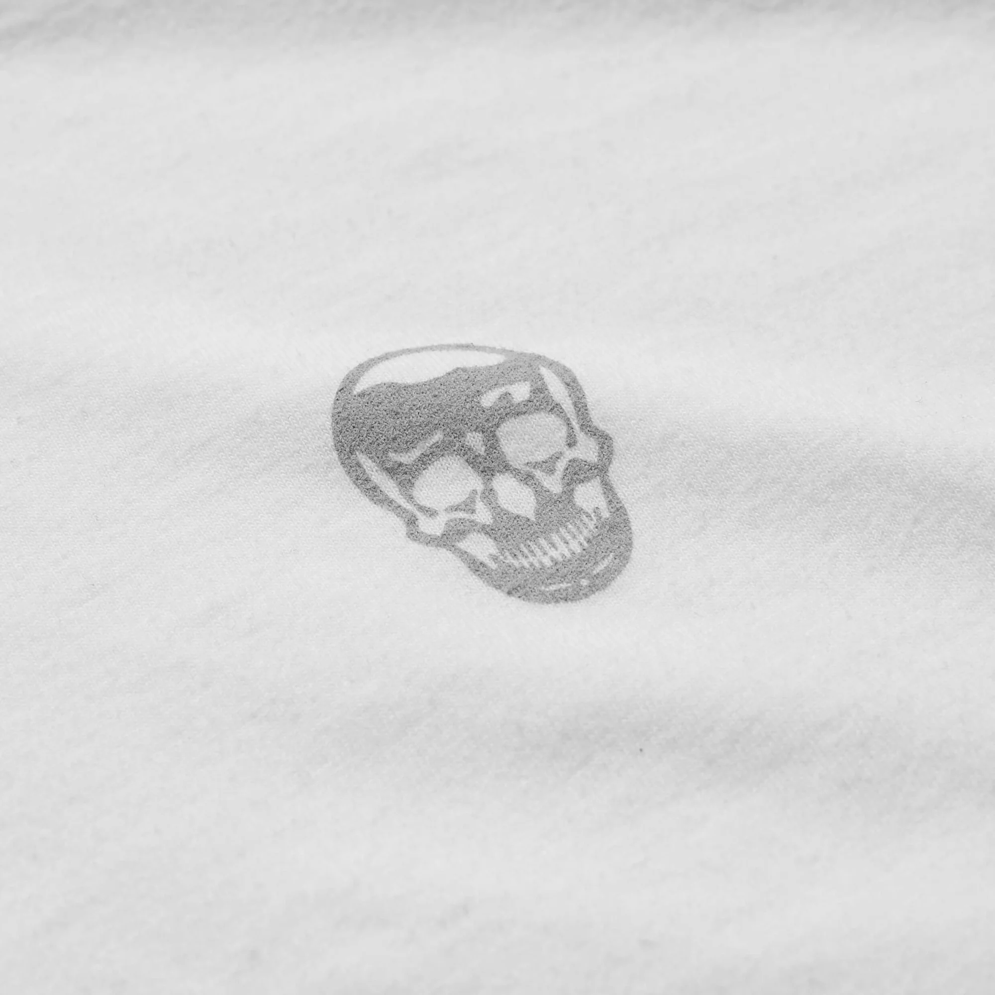 Core Skull Shirt - White - Image 3