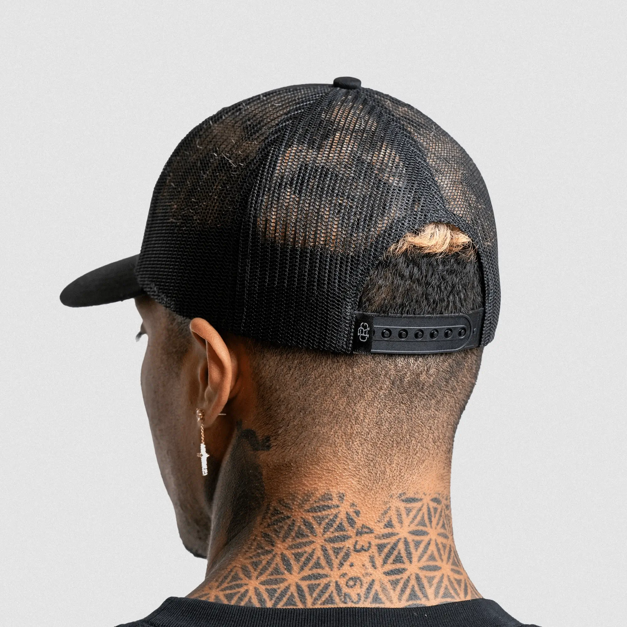Gymreapers Core Trucker Hat - Black/Black - Image 6