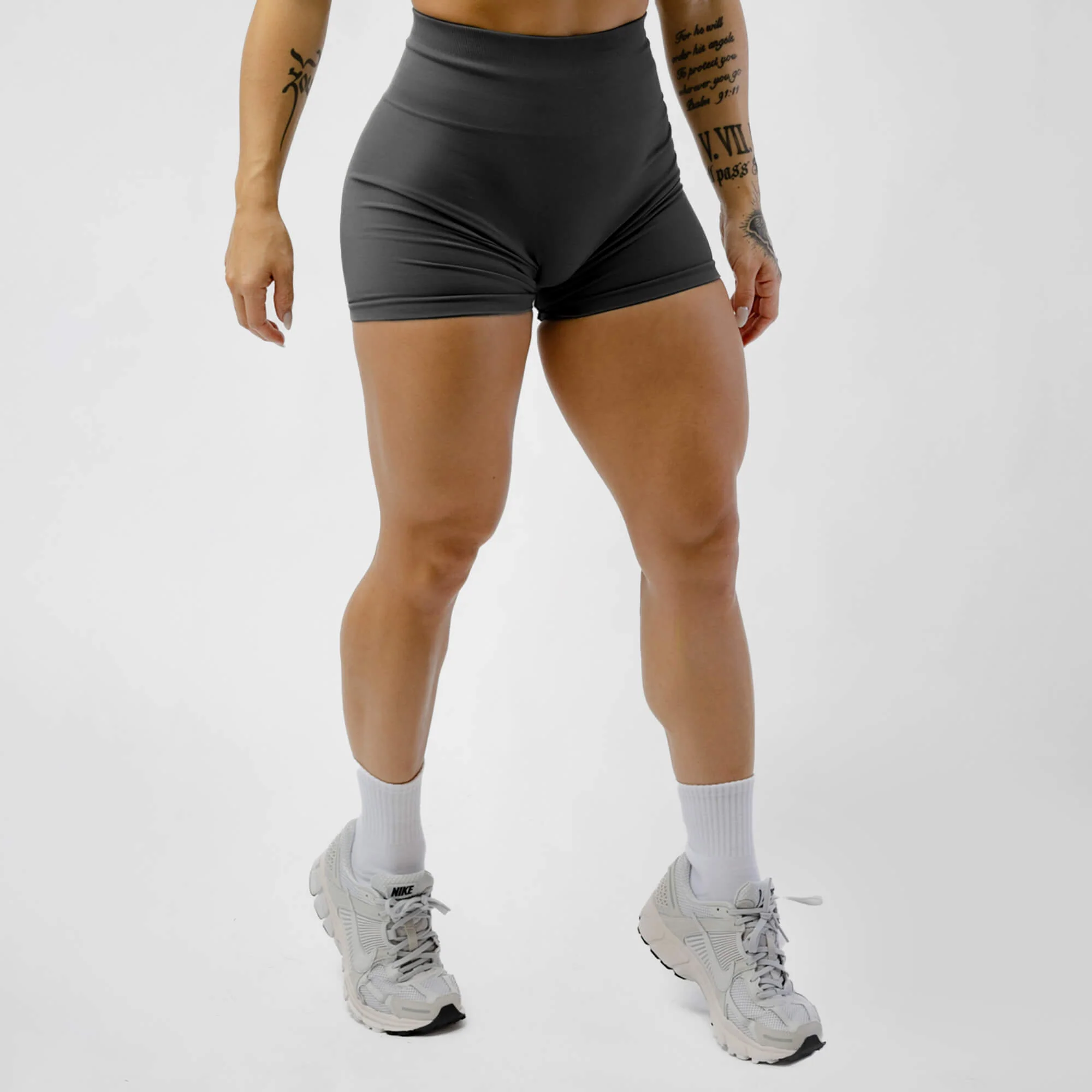 Halo Seamless Shorts - Image 12