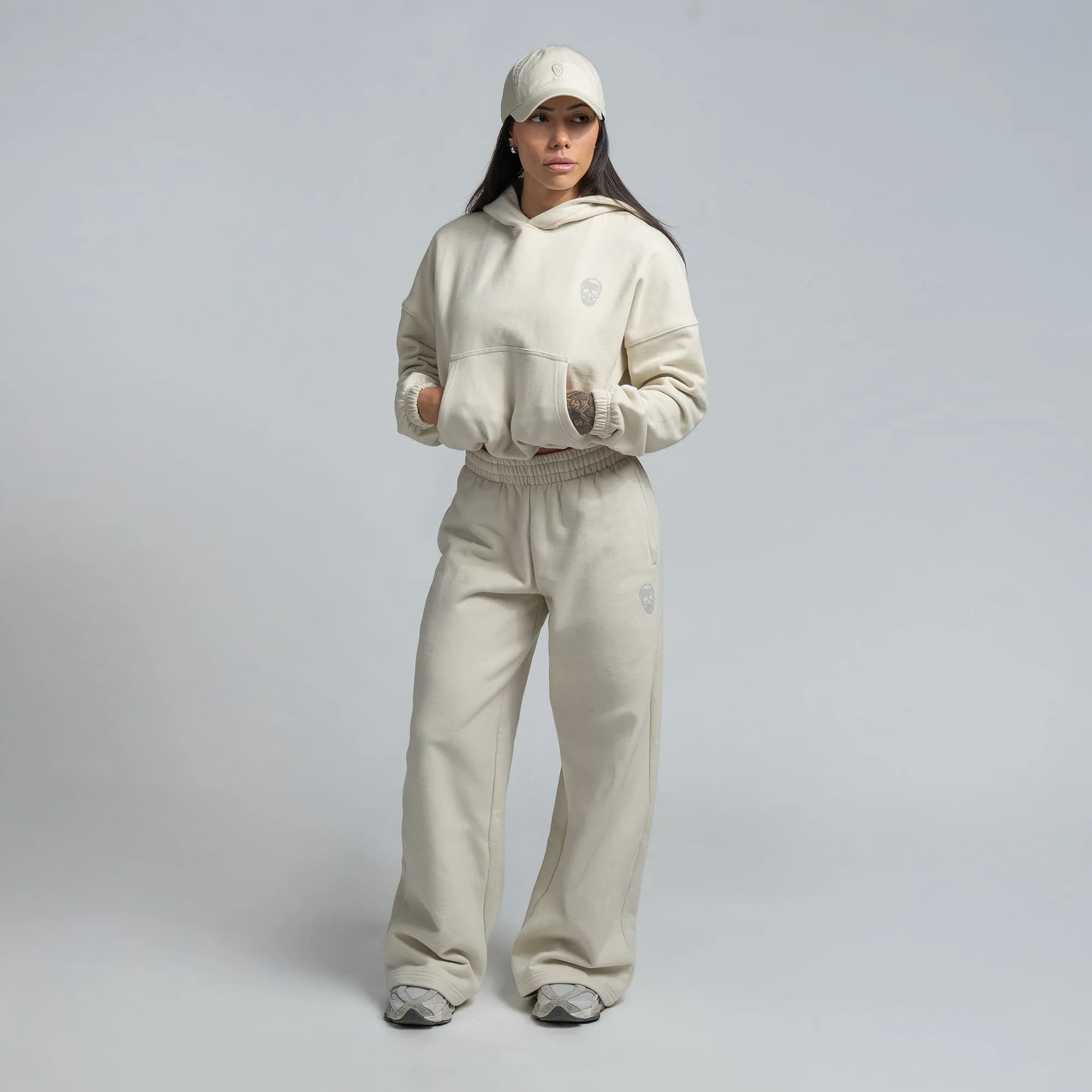 Heavyweight Cropped Hoodie - Image 19