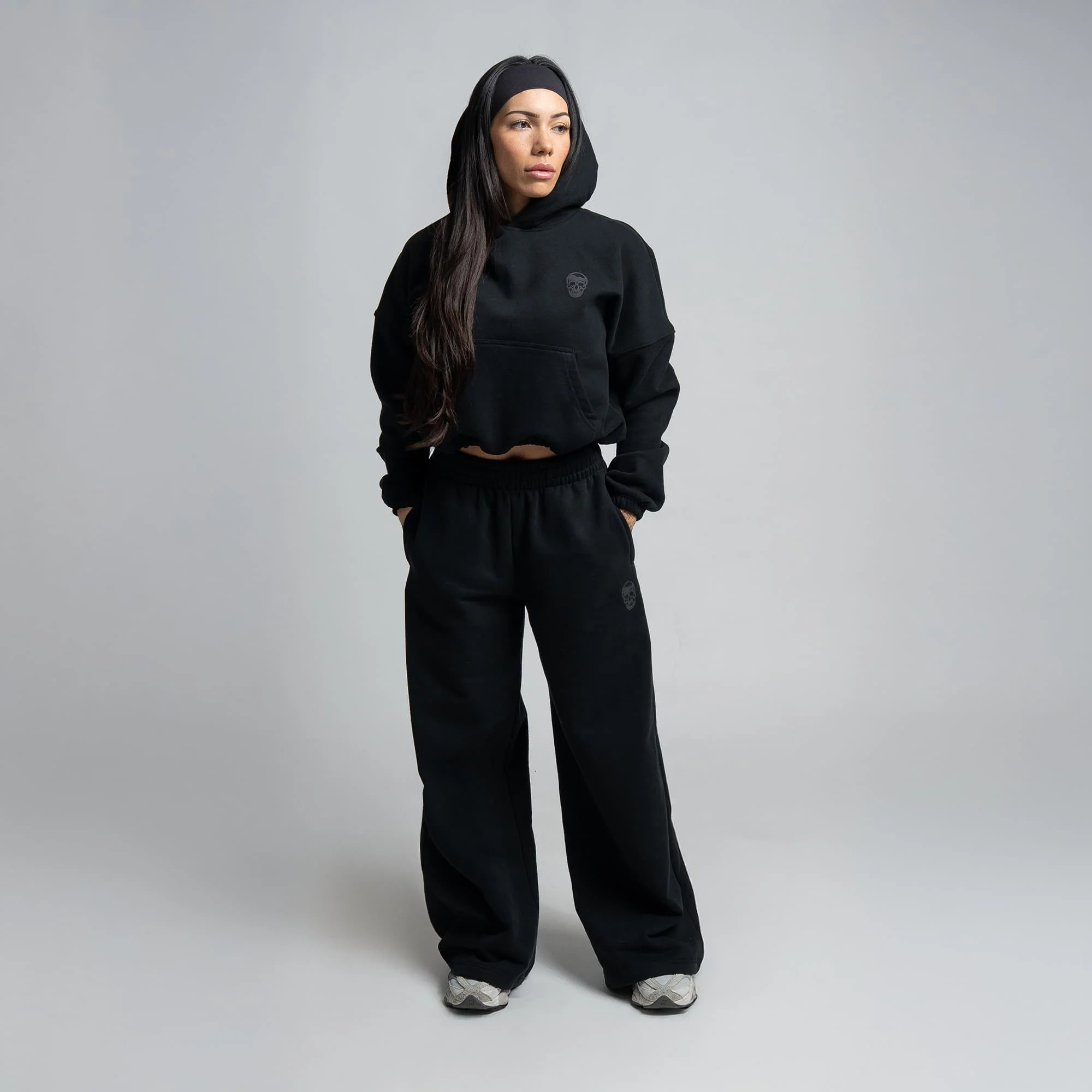 Heavyweight Cropped Hoodie - Image 9