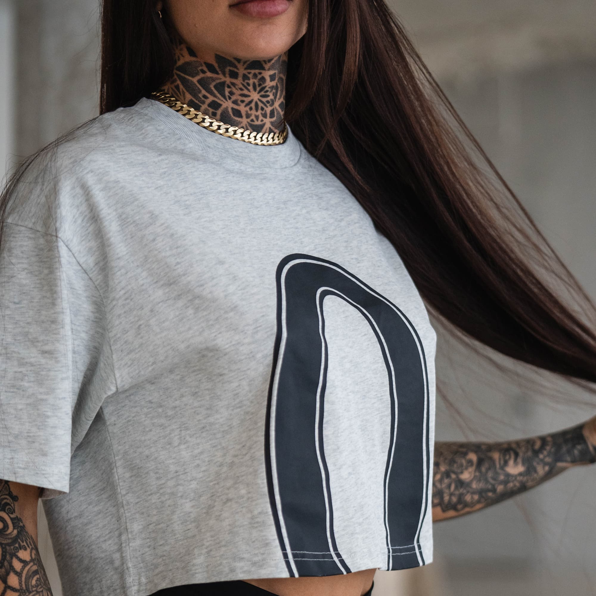 Olympia Cropped Tee - Image 6