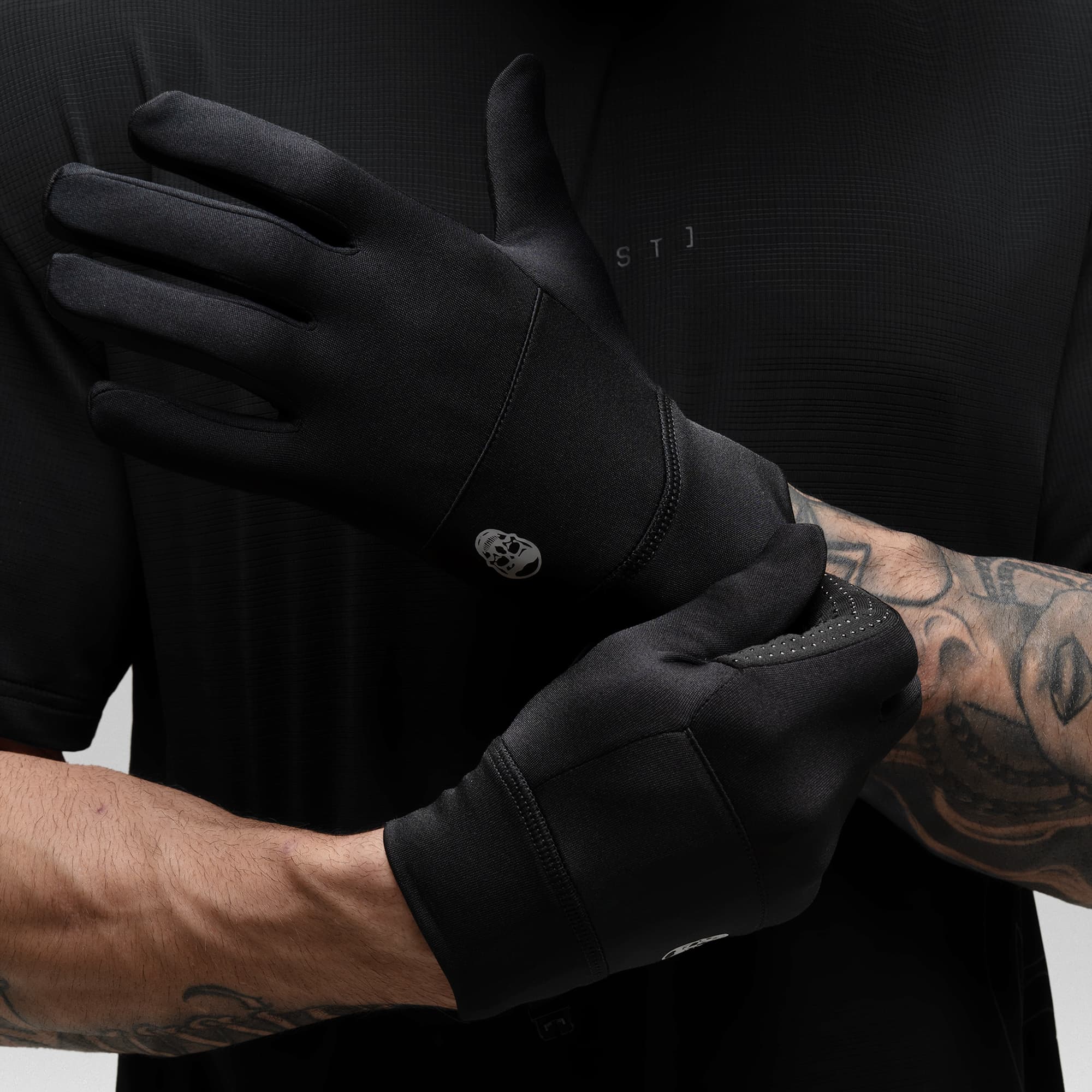 Stryda™ Run Gloves - Black - Image 3
