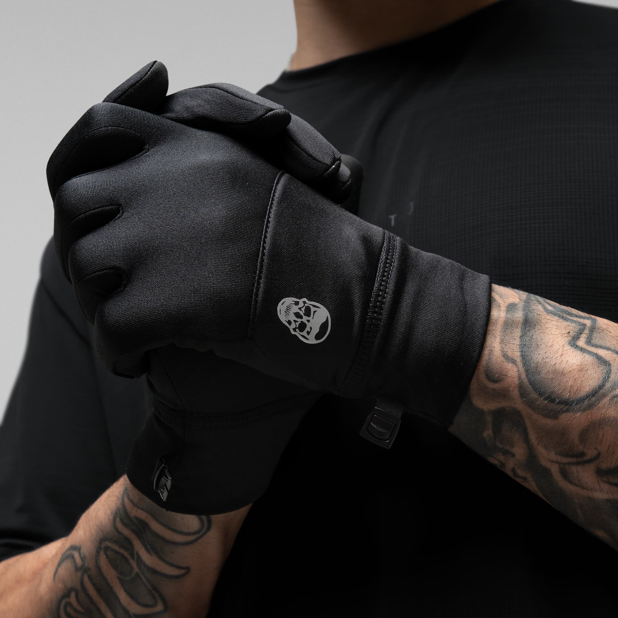 Stryda™ Run Gloves - Black - Image 4